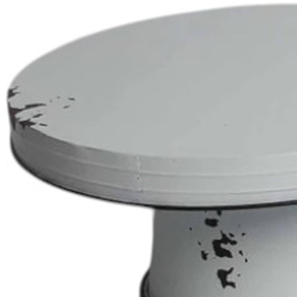 Picture of HomeRoots 636140 White Metal Round Riser Trays - Set of 3