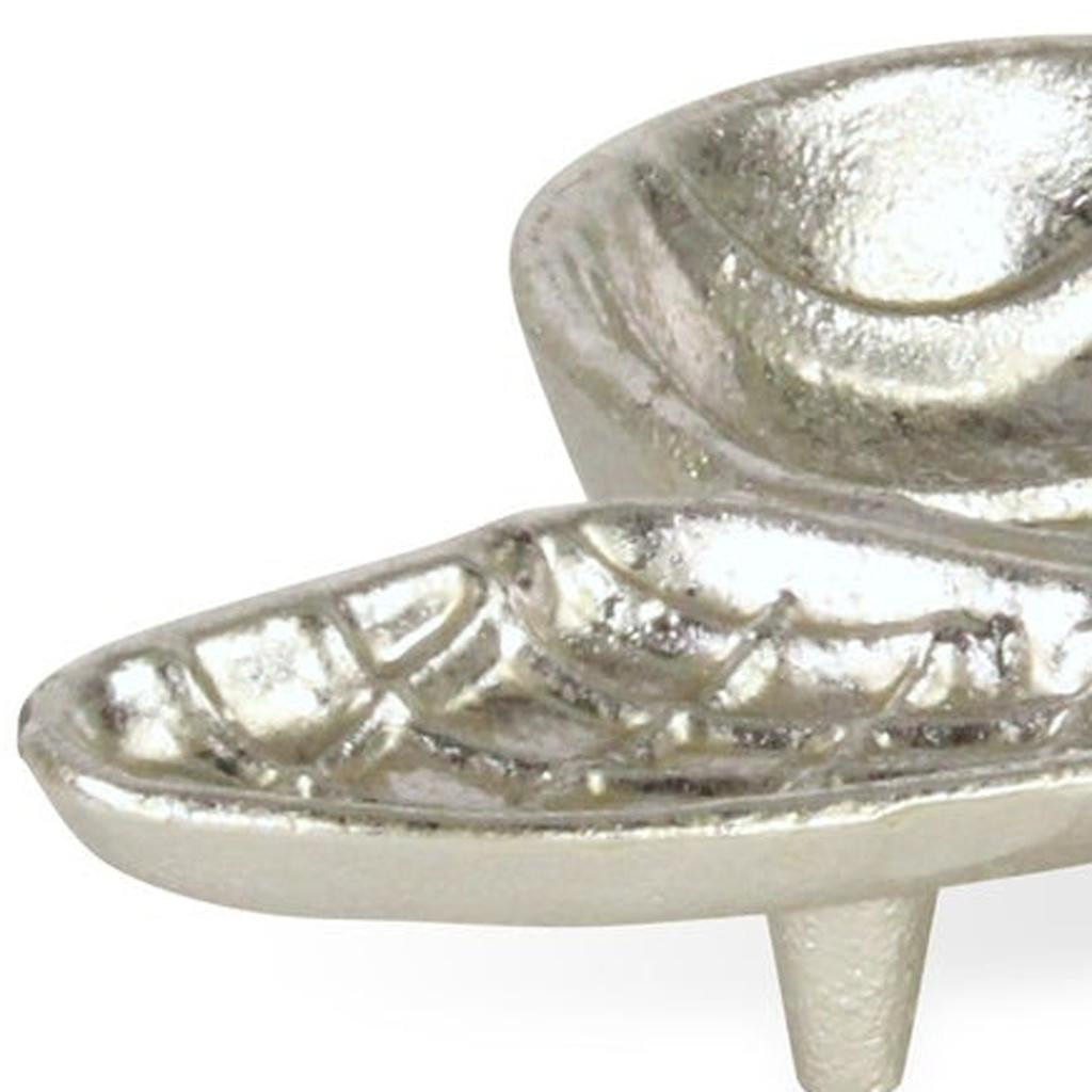 Picture of HomeRoots 634782 8 in. Silver Cast Iron Bumble Bee Trinket Tray