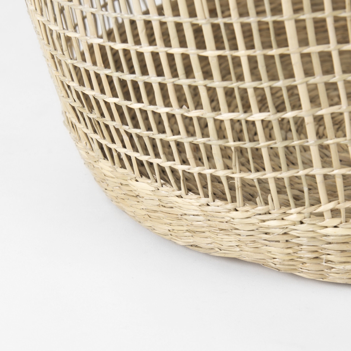 Picture of HomeRoots 392159 Round Wicker Storage Baskets, Brown - Set of 3