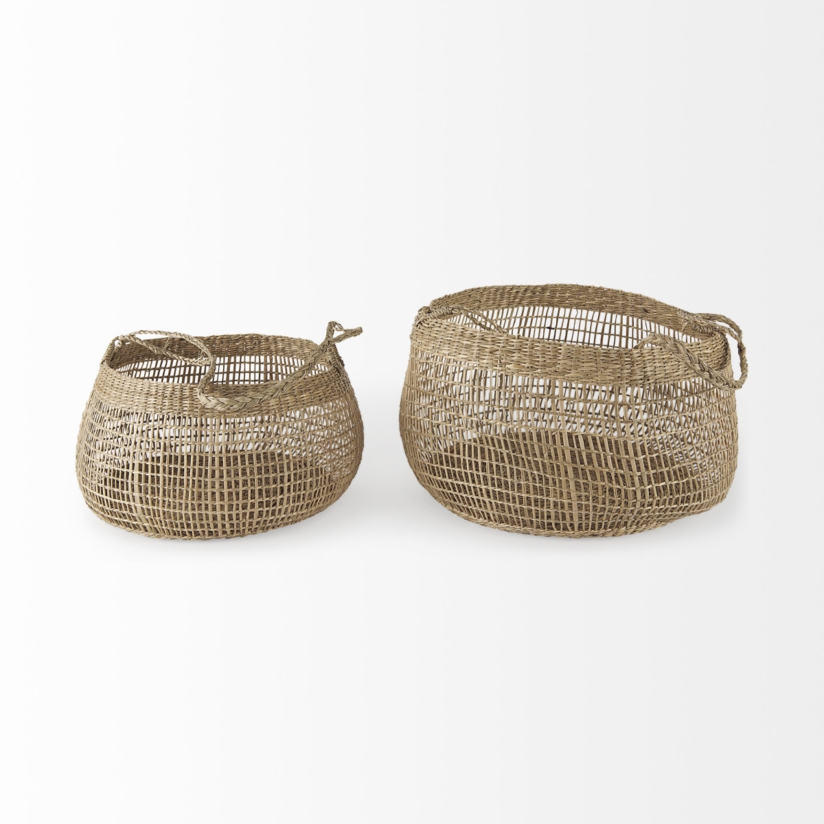Picture of HomeRoots 392167 9.44 x 14.96 x 14.96 in. Wicker Storage Baskets with Long Handles, Brown