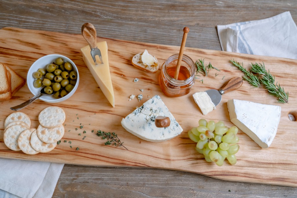 Picture of HomeRoots 469155 28 in. Artisan Organic Natural Wood Anti Bacterial Cutting Board