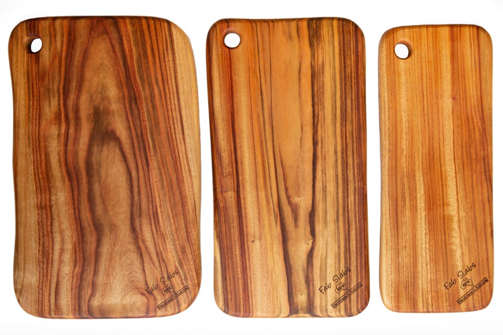 Picture of HomeRoots 469159 Natural Wood Rounded Rectangle Anti-Bacterial Cutting Board