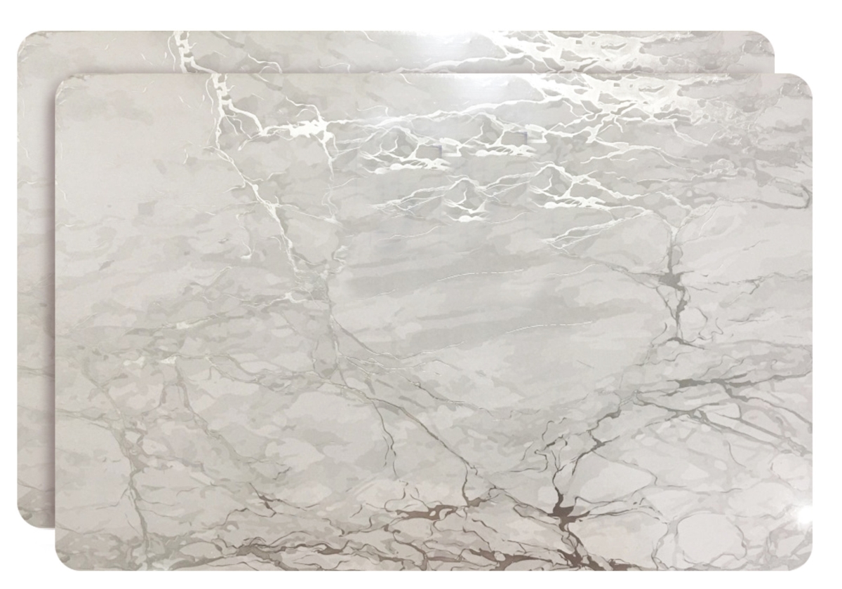 Picture of HomeRoots 483726 Silver Swirl Cork Rectangular Indoor & Outdoor Placemats - Set of 2