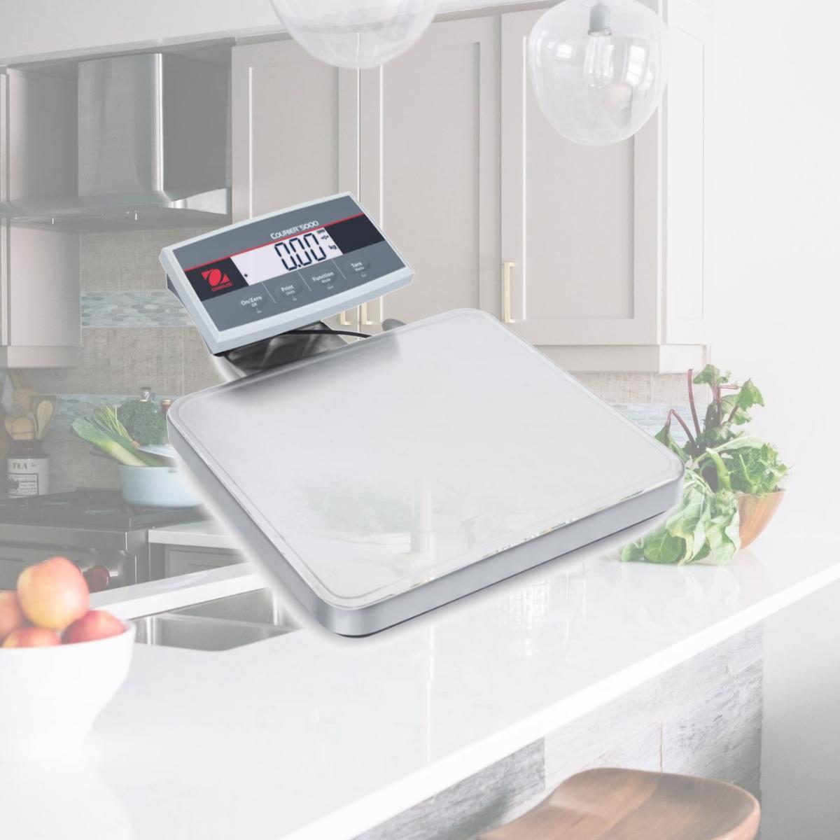 Picture of Ohaus 30745796 100 lbs x 0.05 lbs I-C52M50R Shipping Scale with 12.6 x 13 in. Platform