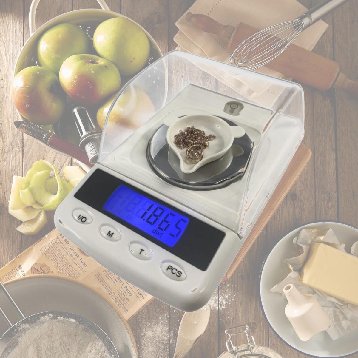Picture of Optima Home Scales QU-53 Quartz Milligram Scale in Jewelry Box, White