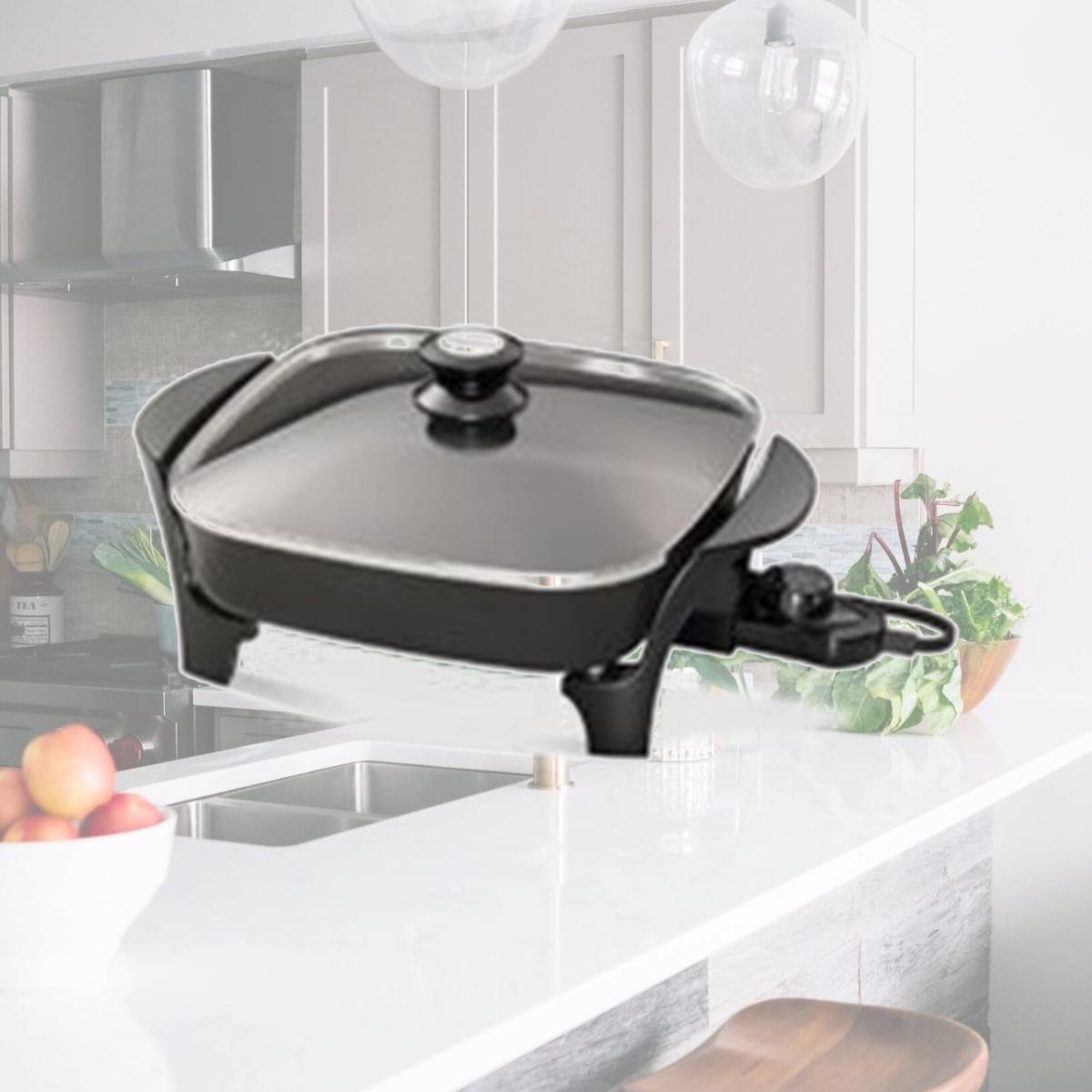 Picture of National Presto 6626 11 In. Electric Skillet With Cover
