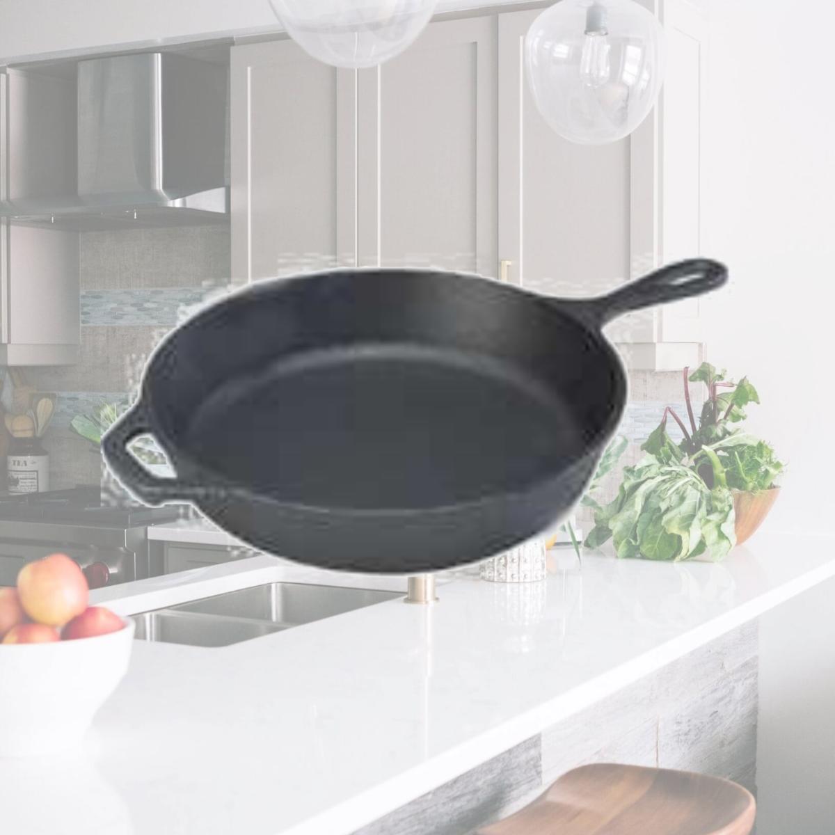 Picture of Lodge Mfg L14SK3 Skillet & Assist Handle- 15 In.