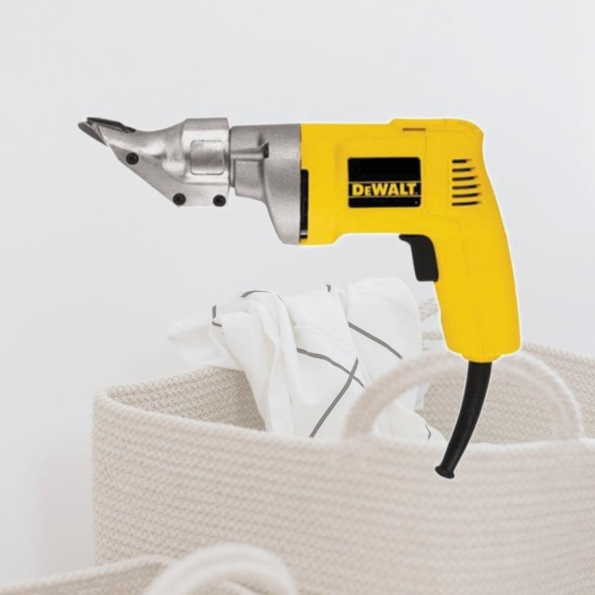 Picture of DeWalt 115-DW890 Heavy-Duty 18 Gauge Swivel Head Shear-18 Gauge Swivel Head Shear