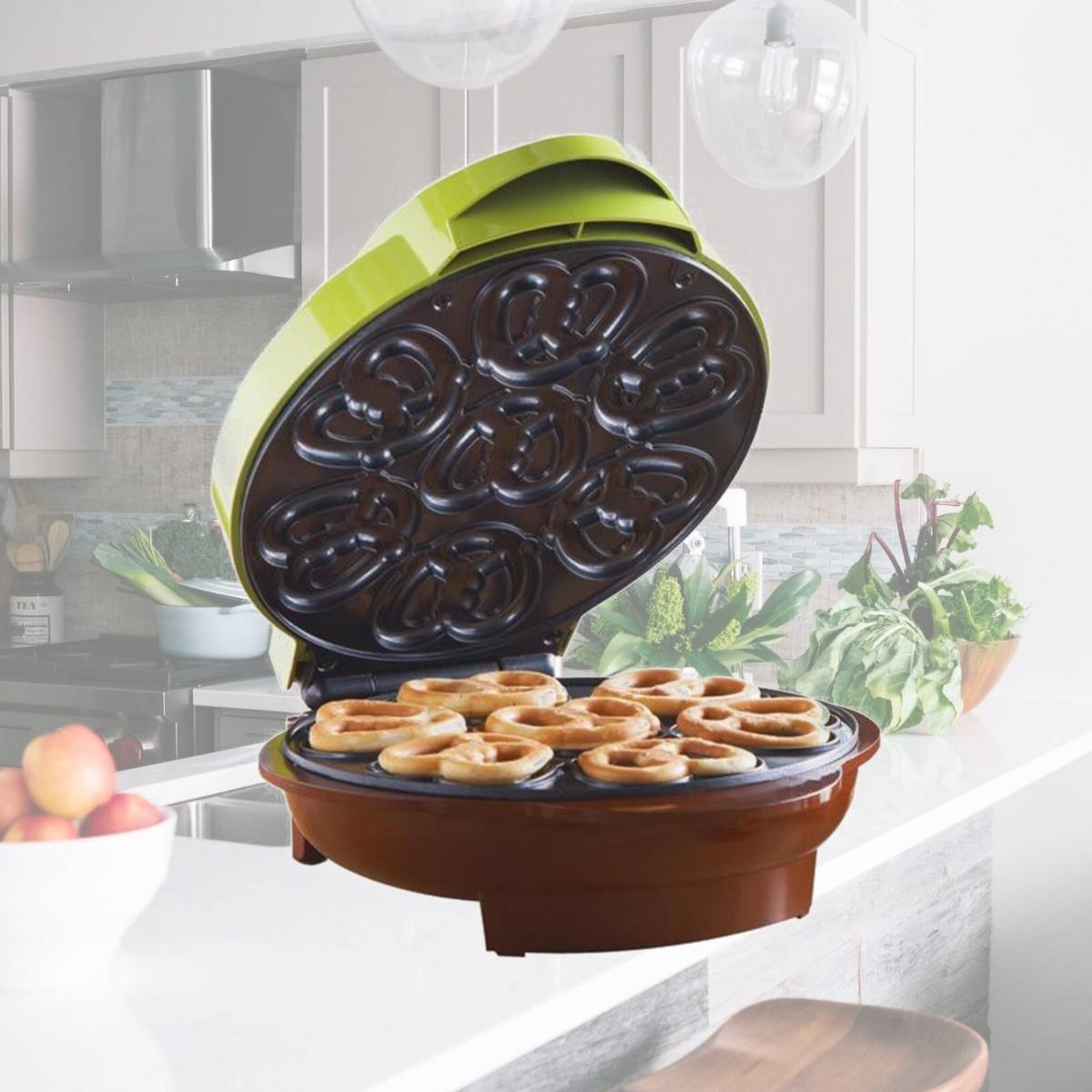 Picture of Brentwood Ts-251 Mini Pretzel Maker