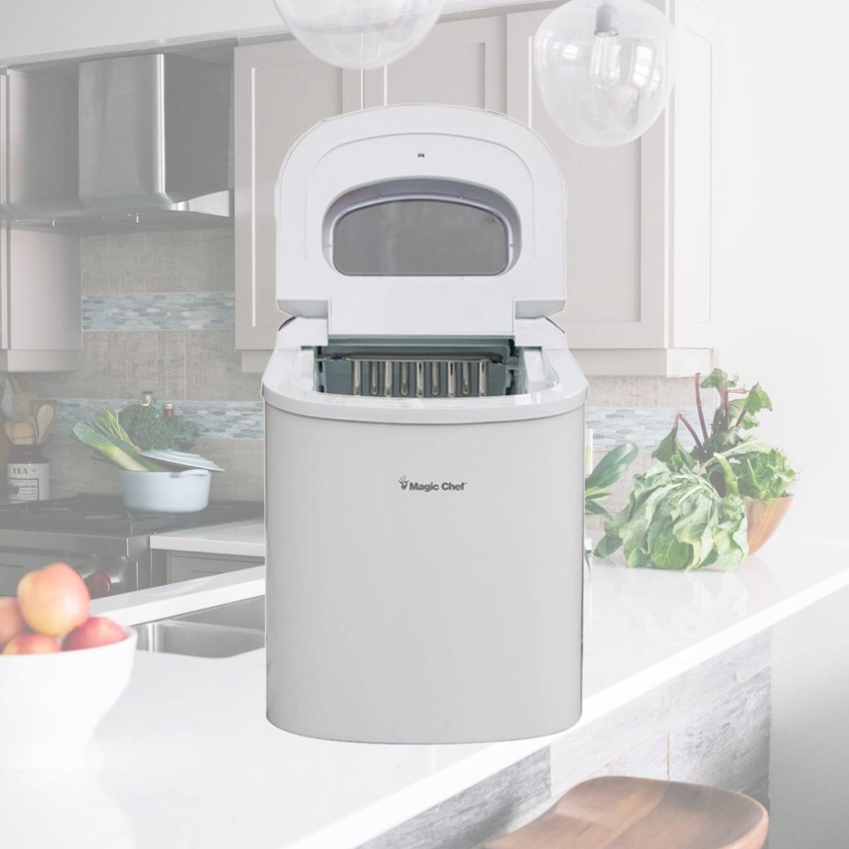 Picture of Magic Chef MCIM22W 27lb-Capacity Ice Maker, White