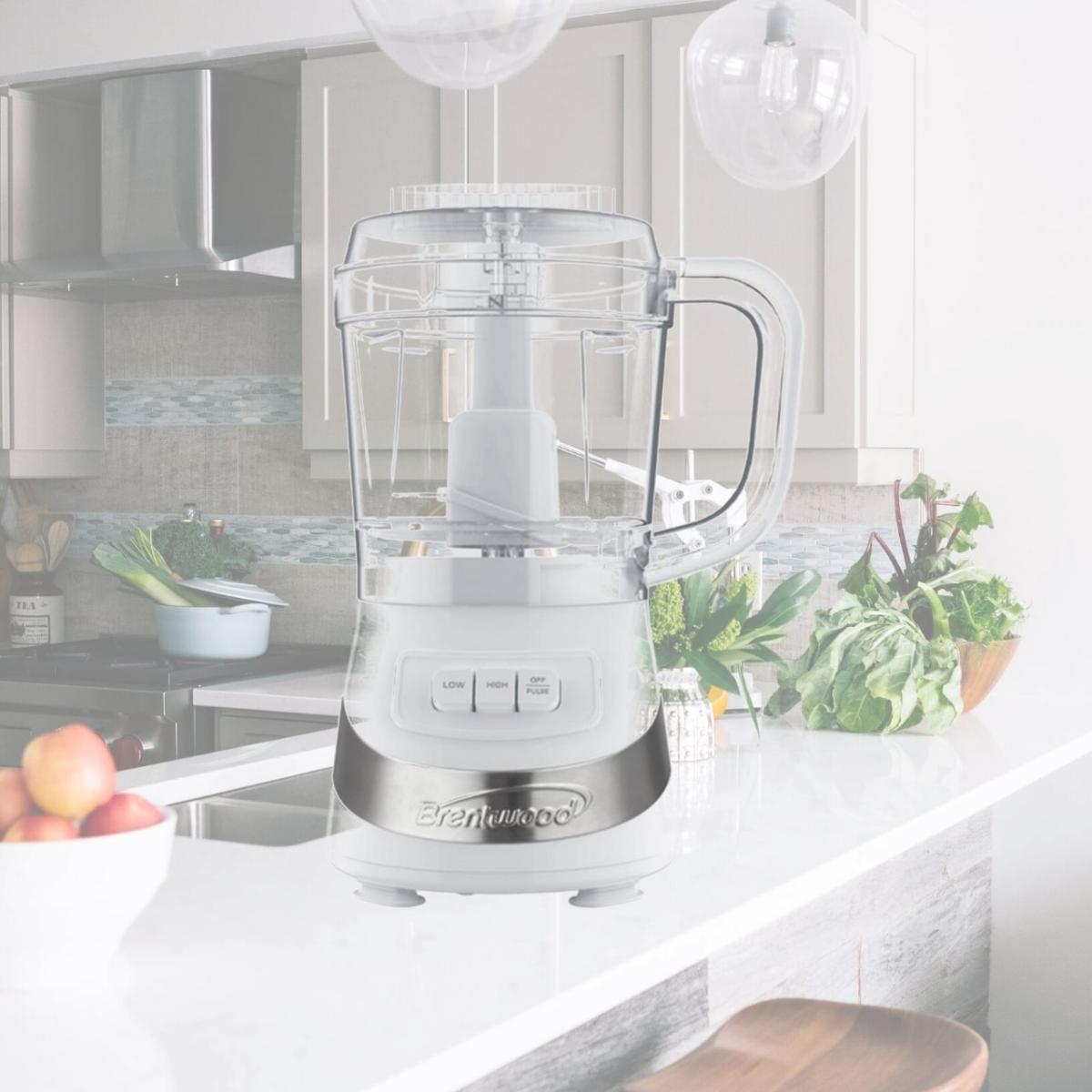 Picture of Brentwood FP-549W 3 Cup Food Processor, White
