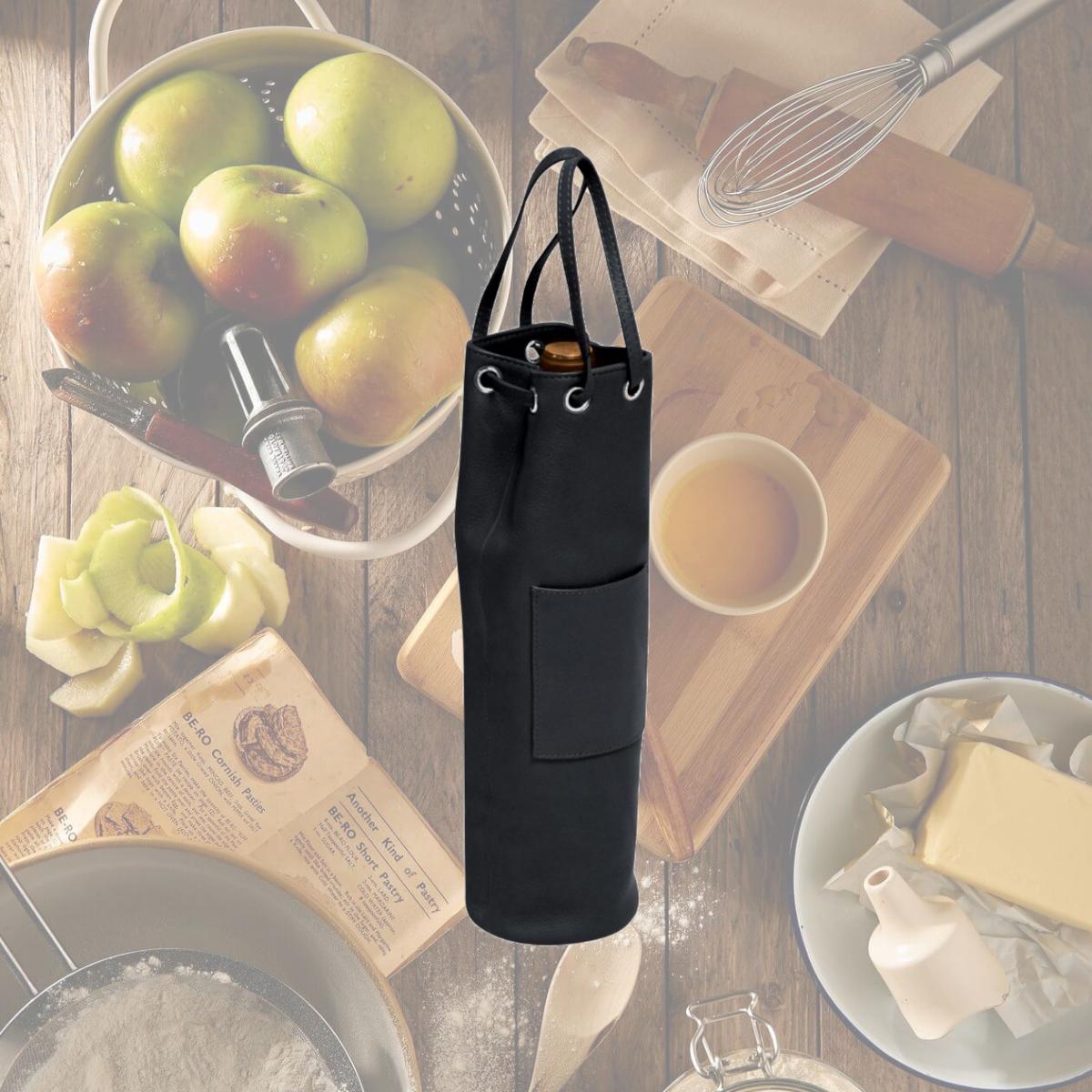Picture of Preferred Nation P7063.BLACK Single Bottle Wine Bag, Black
