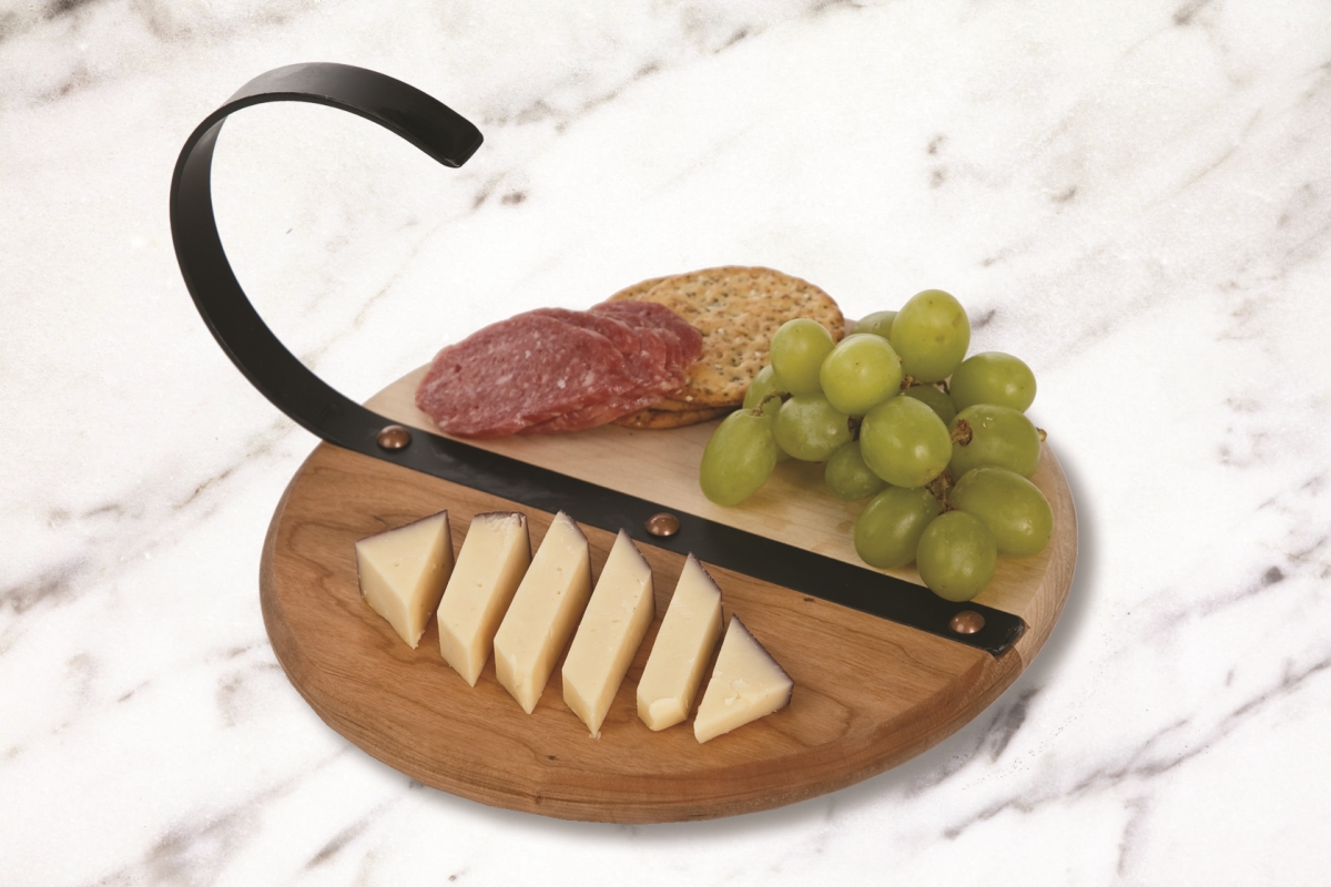 Psu-604 Chesterspring Serving Board - Cherry & Maple