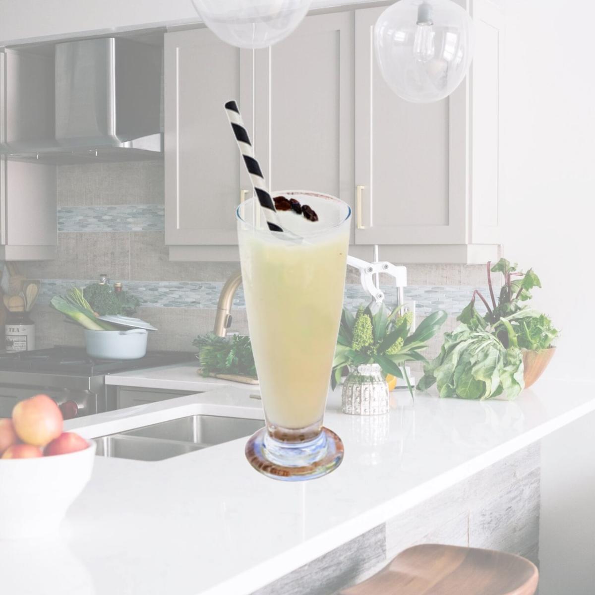 Picture of Packnwood 210CHP8BLKT 0.3 Dia. x 8.3 in. Black Striped Giant Smoothie Paper Straws - Unwrapped