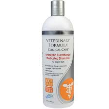 369015 16 Oz Vet Clinic Antiseptic Shampoo