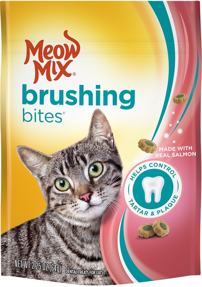 799952 2.25 Oz Meow Mix Brushing Bites With Real Salmon Dental Cat Treats - Case Of 5