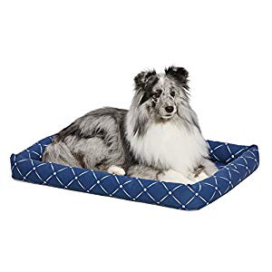 277432 30 In. Quiet Time Couture Ashton Bolster Pet Bed - Blue