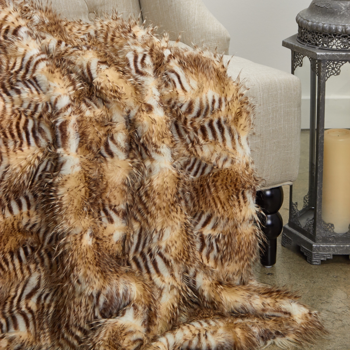 Porcupine Faux Fur Luxury Throw Blanket, Beige - California King