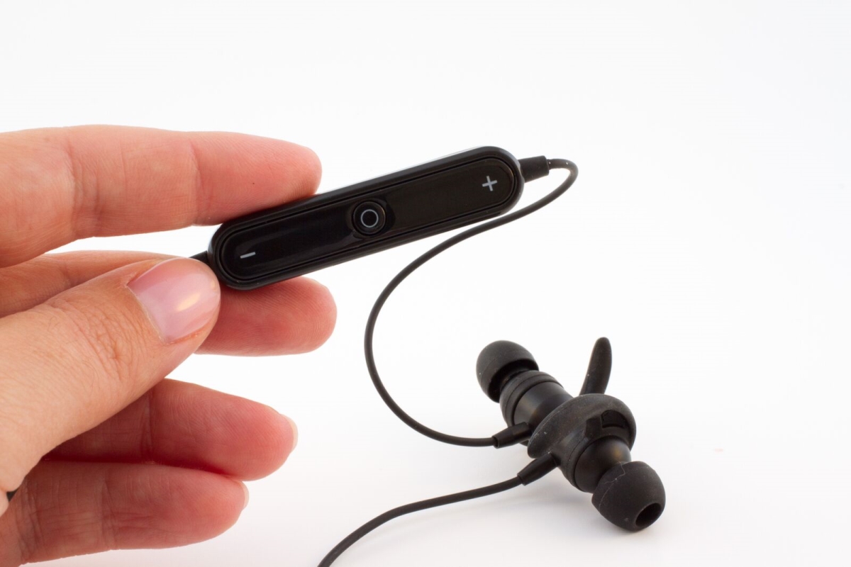 Pred Technologies P4001 Wireless Bluetooth Earbuds Pred Technologies P4001 Wireless Bluetooth Earbuds