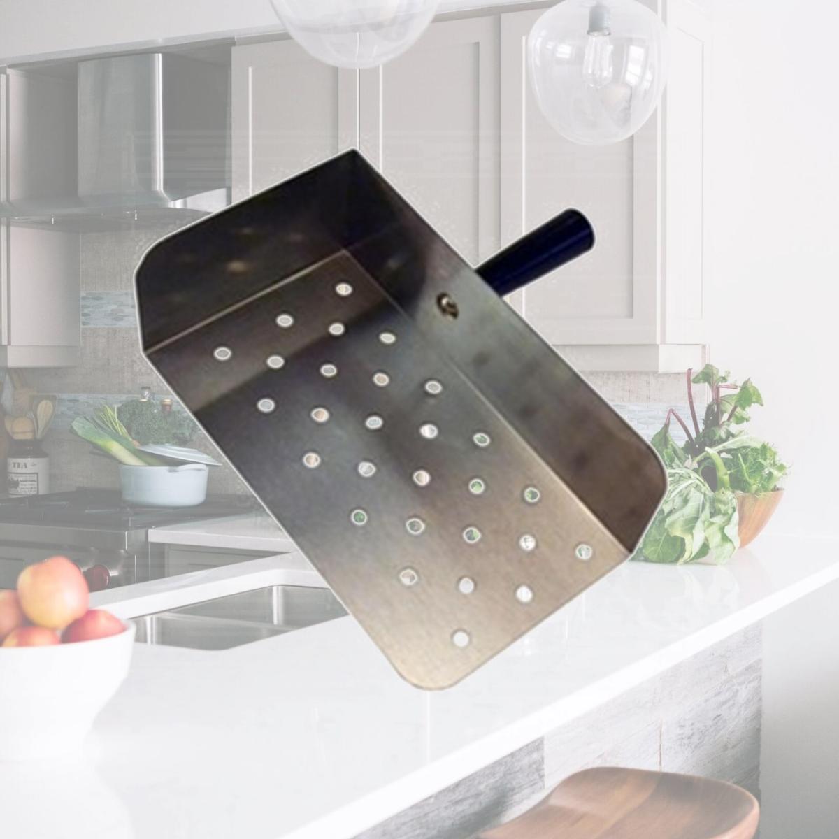 Picture of Paragon International 1043 Large Stainless Steel Nacho Scoop