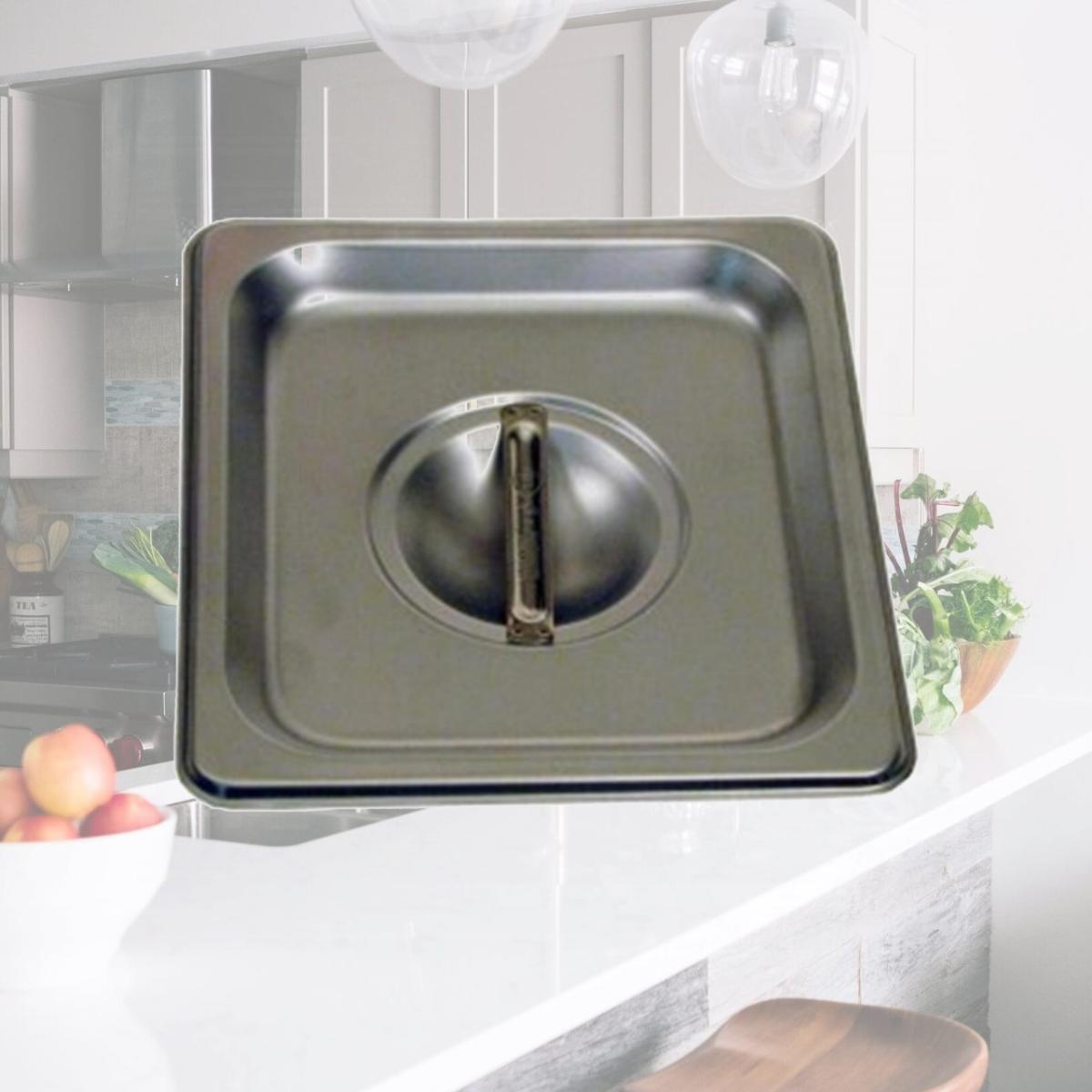 Picture of Paragon International 5067 Sixth Size Steam Table Pan Solid Cover