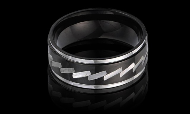 -m1686-18-8 Mens Stylish Stainless Steel Engagement & Birthday Ring