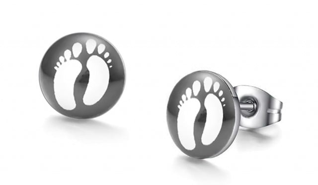 -m1058-23 Barefeet Graphic Stud Iconic Earrings For Men