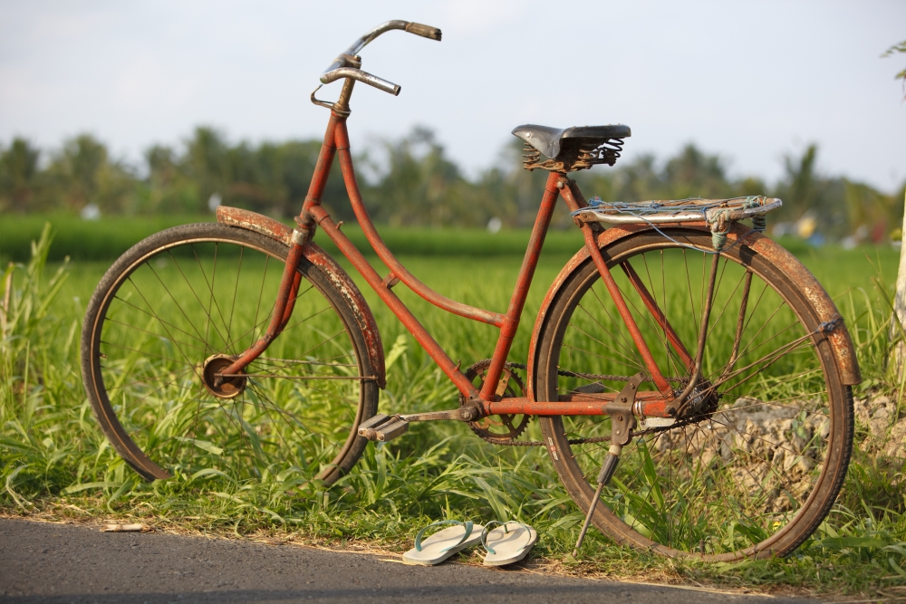 Dpi2087136 Indonesia Bali Ubud Vintage Bike In Front Of Rice Fields Poster Print, 18 X 12