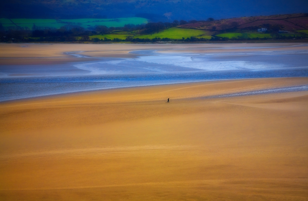 Lonesome Man Walking On Sand Beach Portmeirion - Location For The 1960s Cult Film The Prisoner Gwynedd North Wales Poster Print, 18 X 12