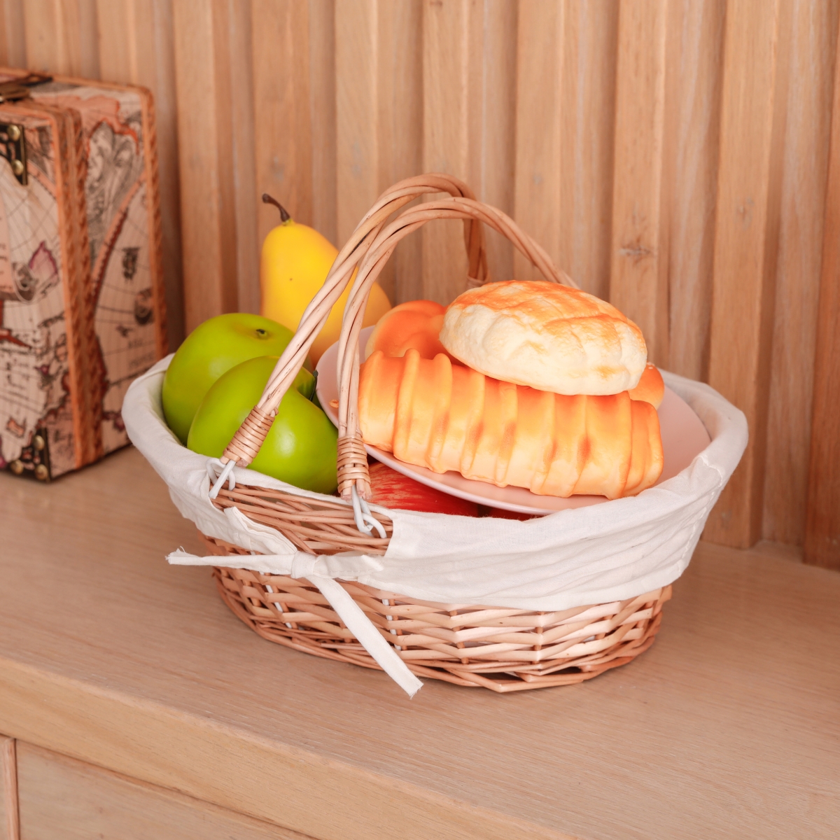 Picture of Vintiquewise QI003055W.2 Set of 2 Wicker Willow Picnic Basket with Double Drop-Down Handles - Perfect as Gift basket for all Occasions like Halloween&#44 Thanksgiving and  Easter with White Liner