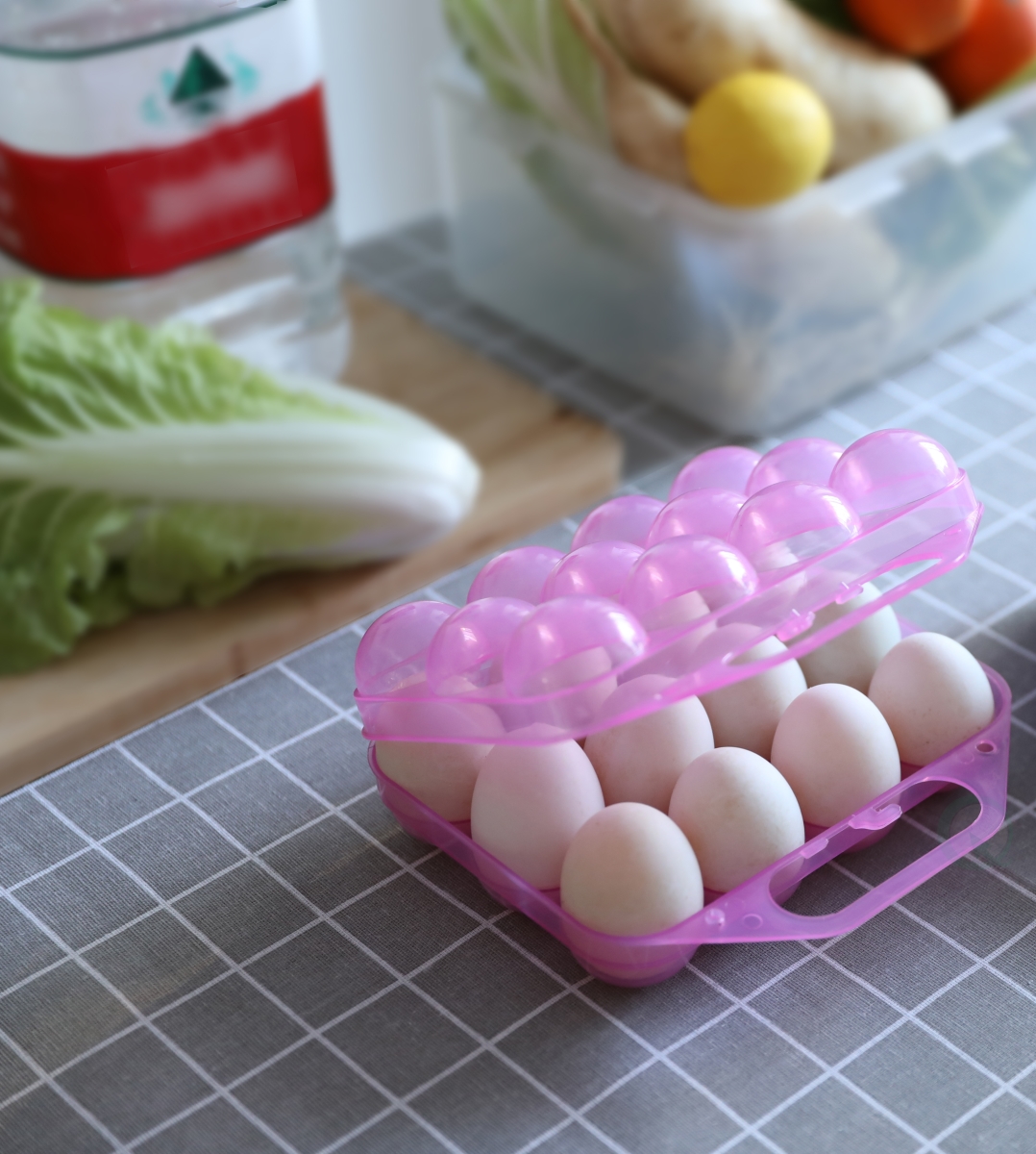 Picture of Basicwise QI003329P Clear Plastic Egg Carton, 12 Egg Holder Carrying Case with Handle, Pink