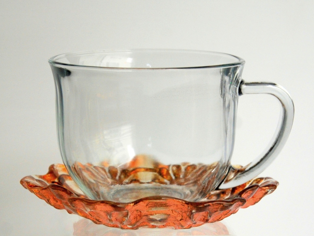 Red Pomegranate 6605-3 18 Oz Lace Jumbo Cup & Saucer, Copper & Clear - Set Of 2