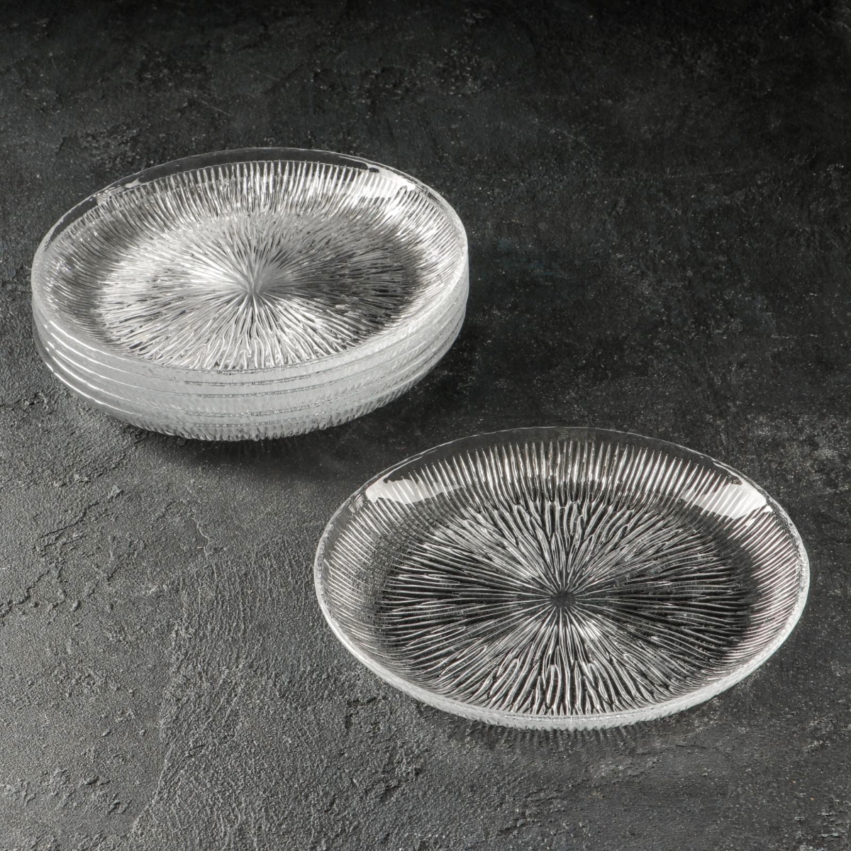 Picture of Ramart Studio Glass R1202-0 7.5 in. Cascata Salad Plate Set