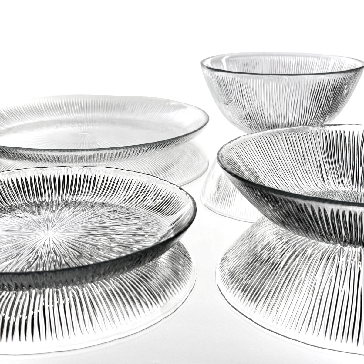 Picture of Ramart Studio Glass R1207-0 Cascata Glass Dinnerware Set - 16 Piece