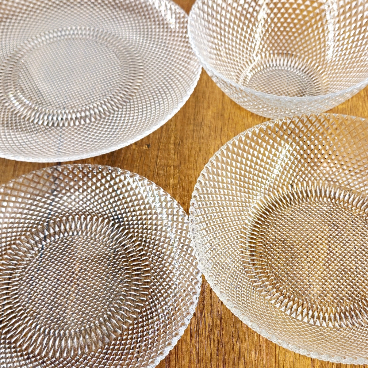 Picture of Ramart Studio Glass R1217-0 Marquis Glass Dinnerware Set - 16 Piece