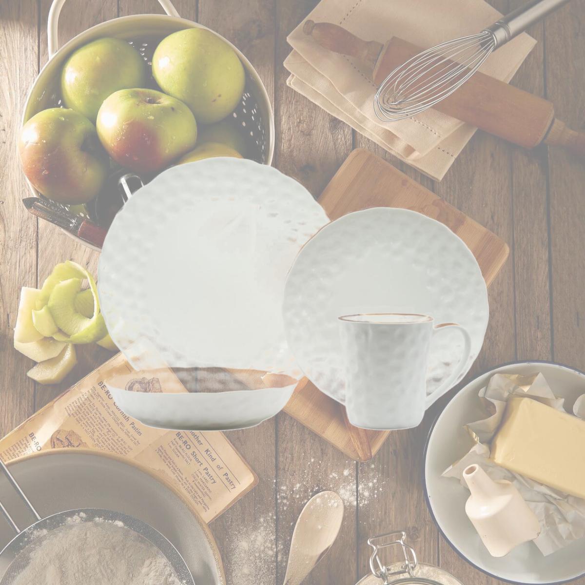 Picture of Red Vanilla RV750-016 Vanilla Marble Round 16 Piece Dinnerware Set