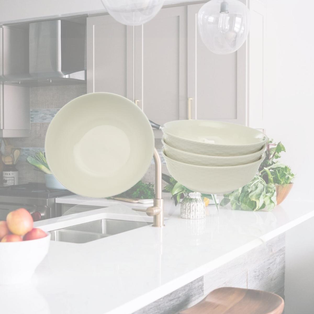 Picture of Red Vanilla FC900-419 30 oz Nantucket White Cereal & Soup Bowl - 7.25 in. - Set of 4