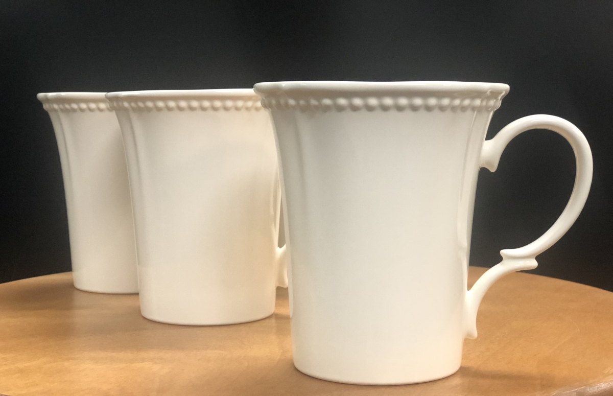Picture of Red Vanilla PP100-415M Pinpoint White Mug 14oz Set/4