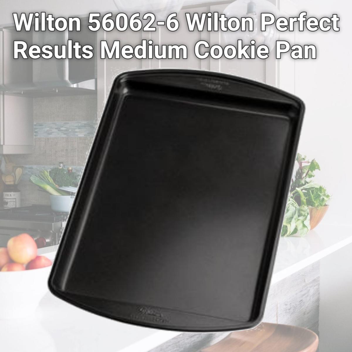 Picture of Wilton 56062-6 Wilton Perfect Results Medium Cookie Pan