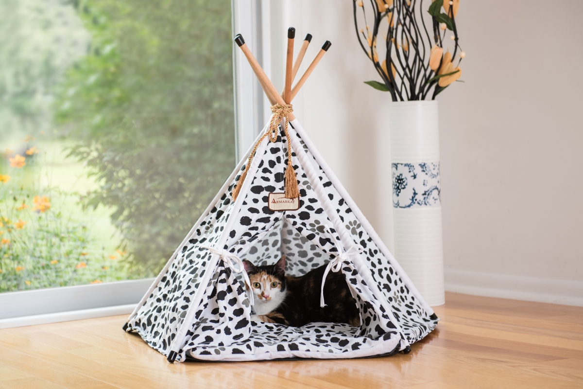 C46 Armarkat Cat Bed, Teepee Style - White & Black Paw Print