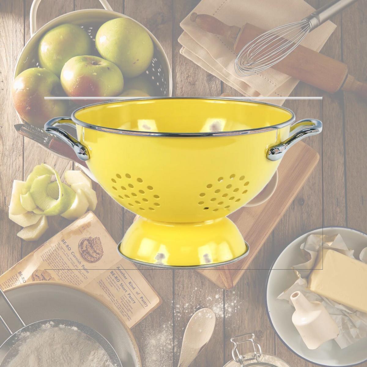 Picture of Reston Lloyd 08201 Calypso Basics 1.5qt Colander  Lemon 