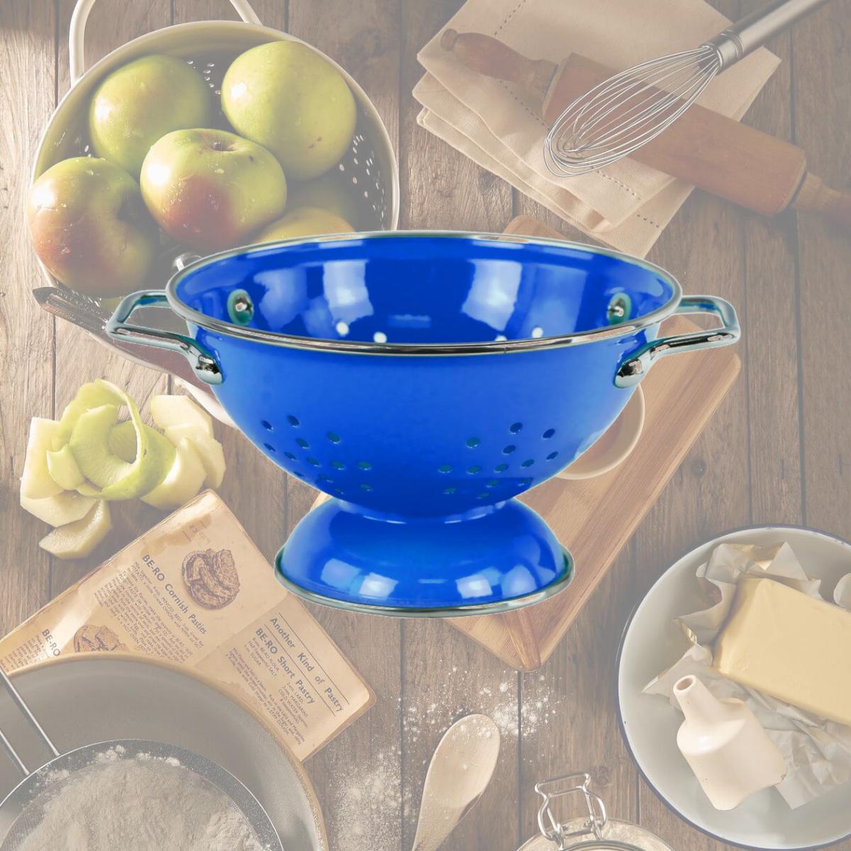 Picture of Reston Lloyd 18701 1 qt  Powder Coated Colander  Azure