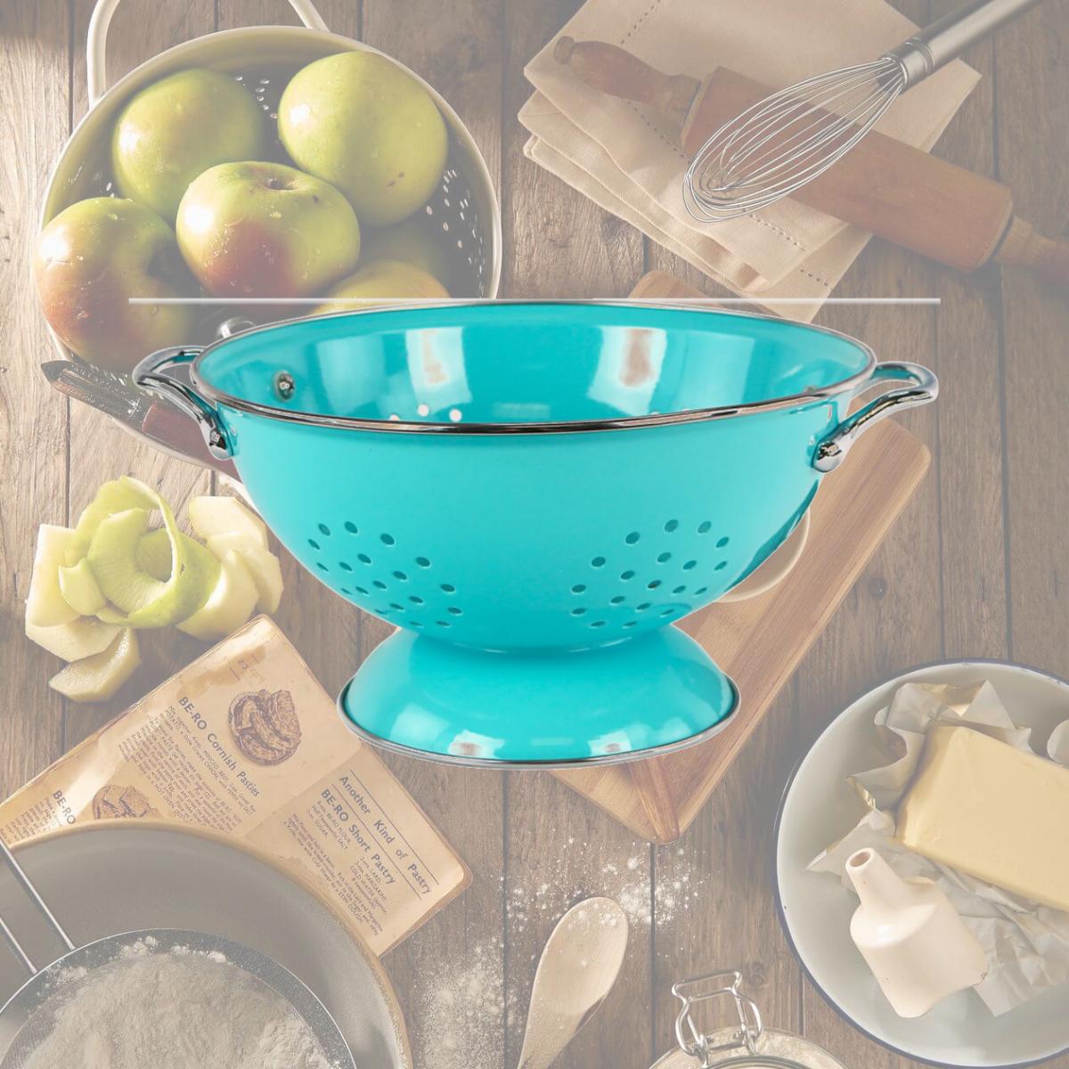 Picture of Reston Lloud 80702 Calypso Basics 3qt Colander  Turquoise 