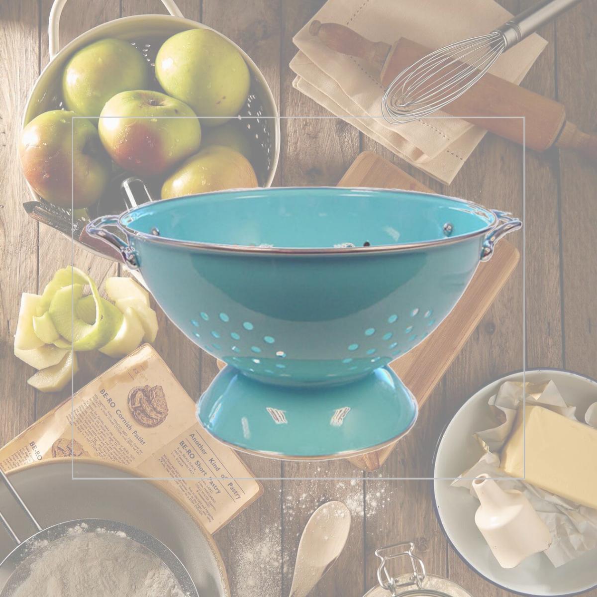 Picture of Reston Lloud 88702 Calypso Basics 5qt Colander  Turquoise 