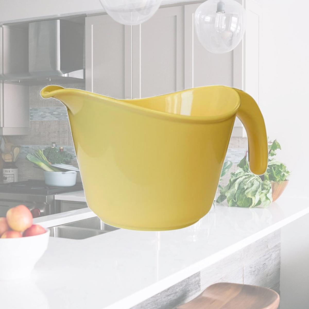 Picture of Reston Lloyd Melamine Batter Bowl with Pour Spout and Detachable Handle -  Lemon
