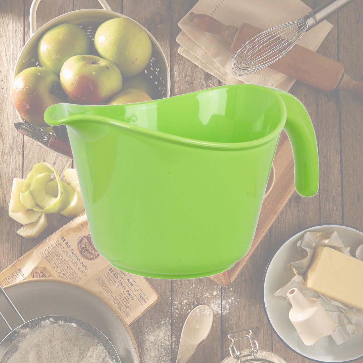 Picture of Reston Lloyd Melamine Batter Bowl with Pour Spout and Detachable Handle - Lime