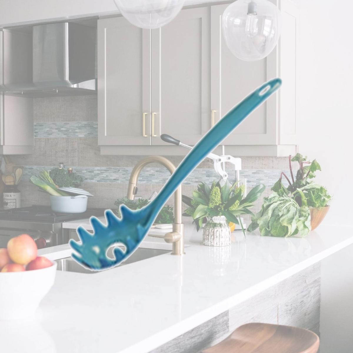 Picture of Reston Lloyd Melamine Spaghetti Fork - Turquoise