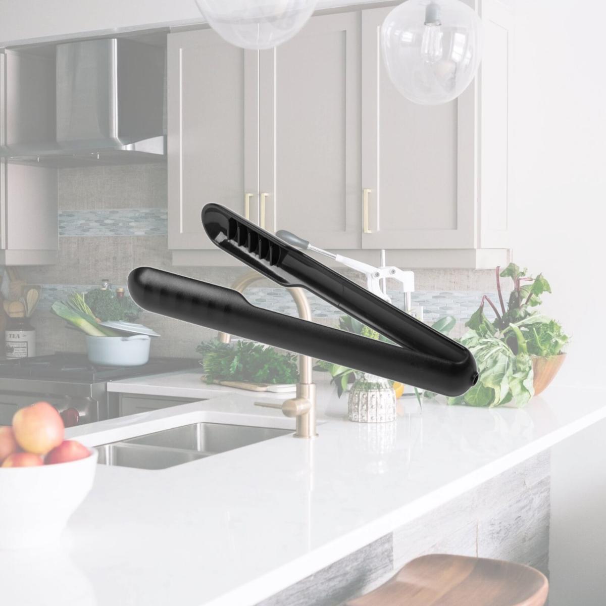 Picture of Rosseto GDM012 Acrylic Plastic Tong Candy Buffet, Black