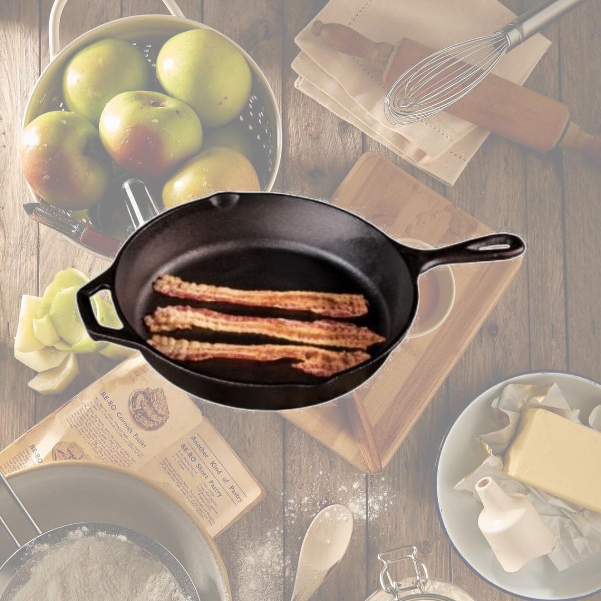 Picture of Lodge 62211111 Logic Cast-Iron Skillet with Assist Handle - 8 in. Diameter