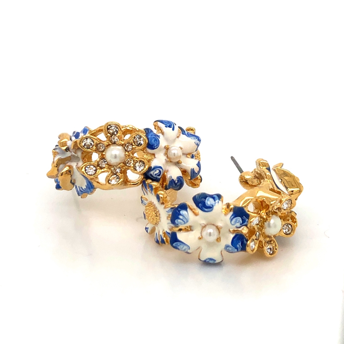 Q3359ok-ce-blue South Sea Flower Loop Earrings - Blue
